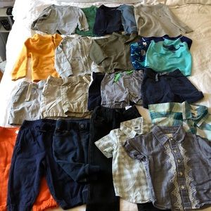 LARGE BUNDLE Lot of Kids Clothes / BOYS / GAP / ON